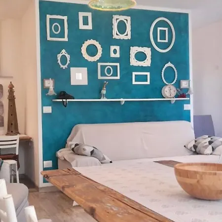 House With Air Conditioning And Outdoor Private Area In *